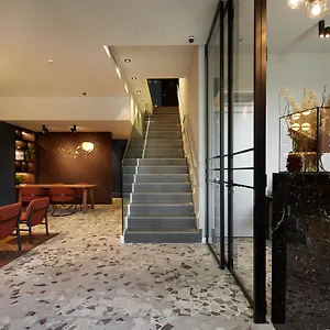 Sansebay Hotel
